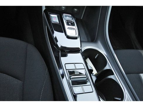 Certified 2023 Hyundai Sonata SEL w/ Preferred Accessory Package FWD image 28