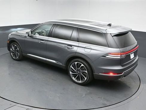 Certified 2023 Lincoln Aviator Reserve w/ Equipment Group 201A AWD/4WD image 44