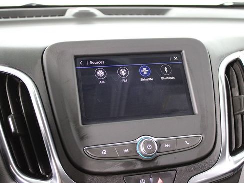 Used 2022 Chevrolet Equinox LT image 31