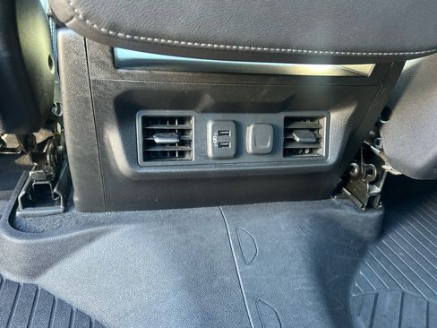 Used 2020 Chevrolet Silverado 1500 RST AWD/4WD image 12