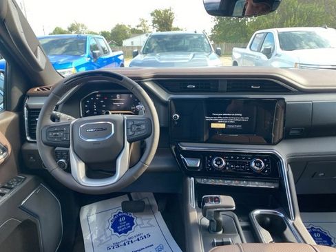 New 2026 GMC Sierra 1500 Denali image 14