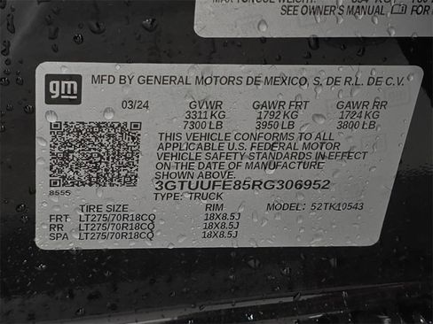 Used 2024 GMC Sierra 1500 AT4X image 31