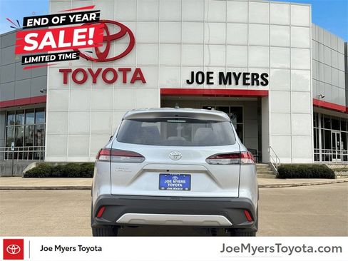 New 2026 Toyota Corolla Cross L image 23