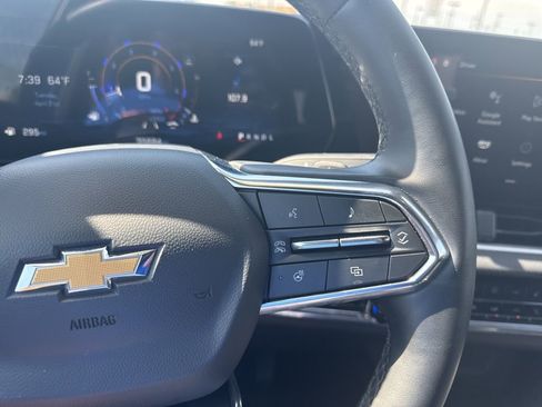 Used 2025 Chevrolet Equinox LT w/ Convenience Package II FWD image 29