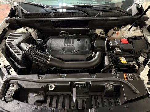 Used 2023 GMC Acadia SLE w/ Driver Convenience Package image 46