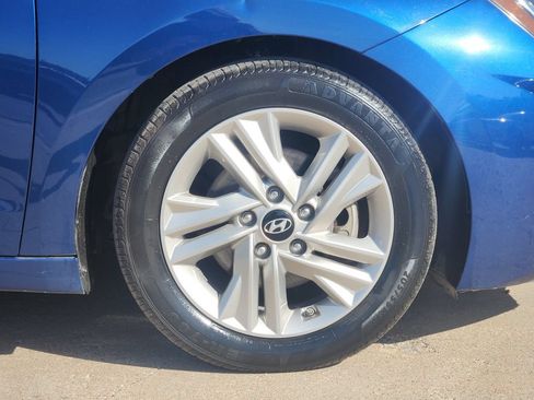 Used 2019 Hyundai Elantra Value Edition FWD image 8