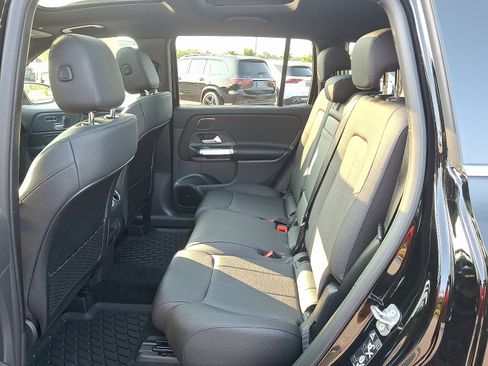 Certified 2024 Mercedes-Benz GLB 250 4MATIC image 10