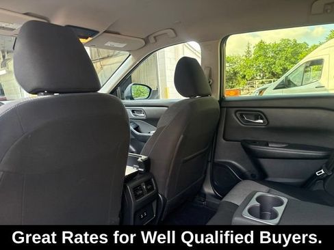 Used 2024 Nissan Rogue SV FWD image 29