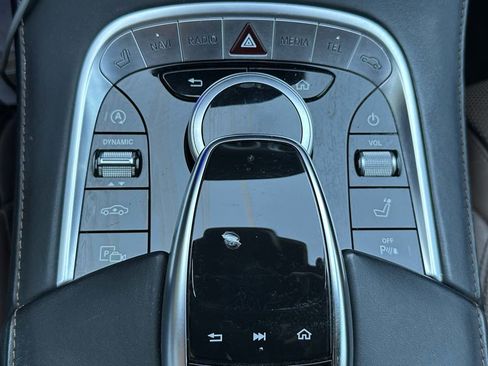 Used 2019 Mercedes-Benz S 560 Sedan image 44