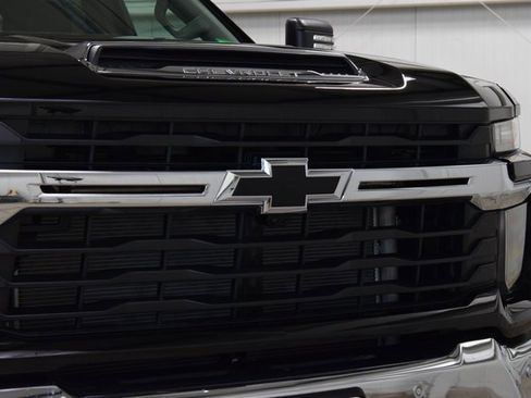 New 2026 Chevrolet Silverado 3500 LT w/ All Star Edition image 11