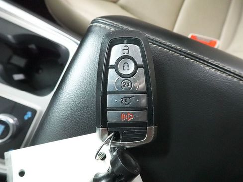 Certified 2023 Ford Explorer Limited AWD/4WD image 24