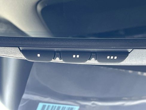 New 2026 Kia Carnival EX FWD image 36