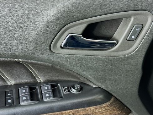 Used 2022 GMC Canyon Denali image 22