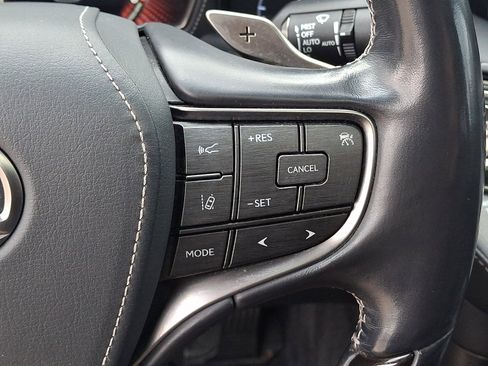 Used 2018 Lexus LS 500 AWD w/ Interior Upgrade Package image 23