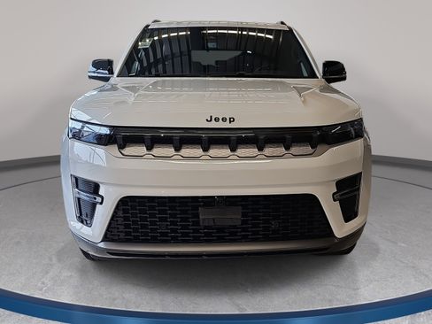 New 2026 Jeep Grand Wagoneer 4WD image 2