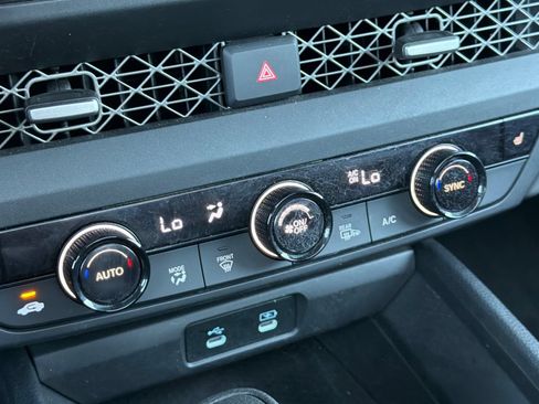 Used 2025 Honda Accord SE image 19