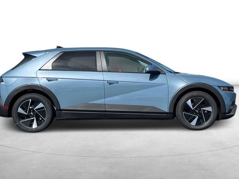 New 2026 Hyundai Ioniq 5 SE RWD image 7
