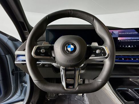 Certified 2025 BMW 740i image 11