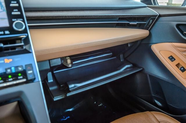 Used 2019 Toyota Avalon Limited FWD image 47