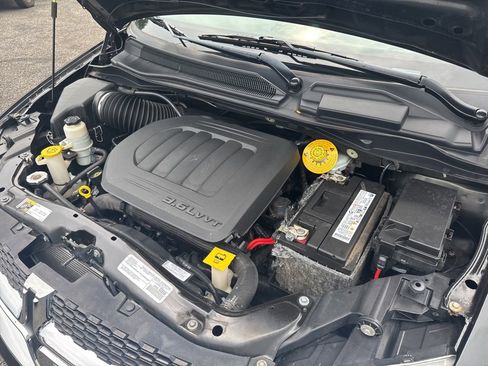 Used 2019 Dodge Grand Caravan SE image 51