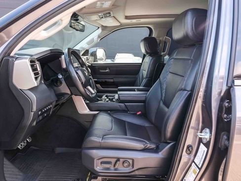 Used 2022 Toyota Tundra Limited w/ TRD Off-Road Package AWD/4WD image 20