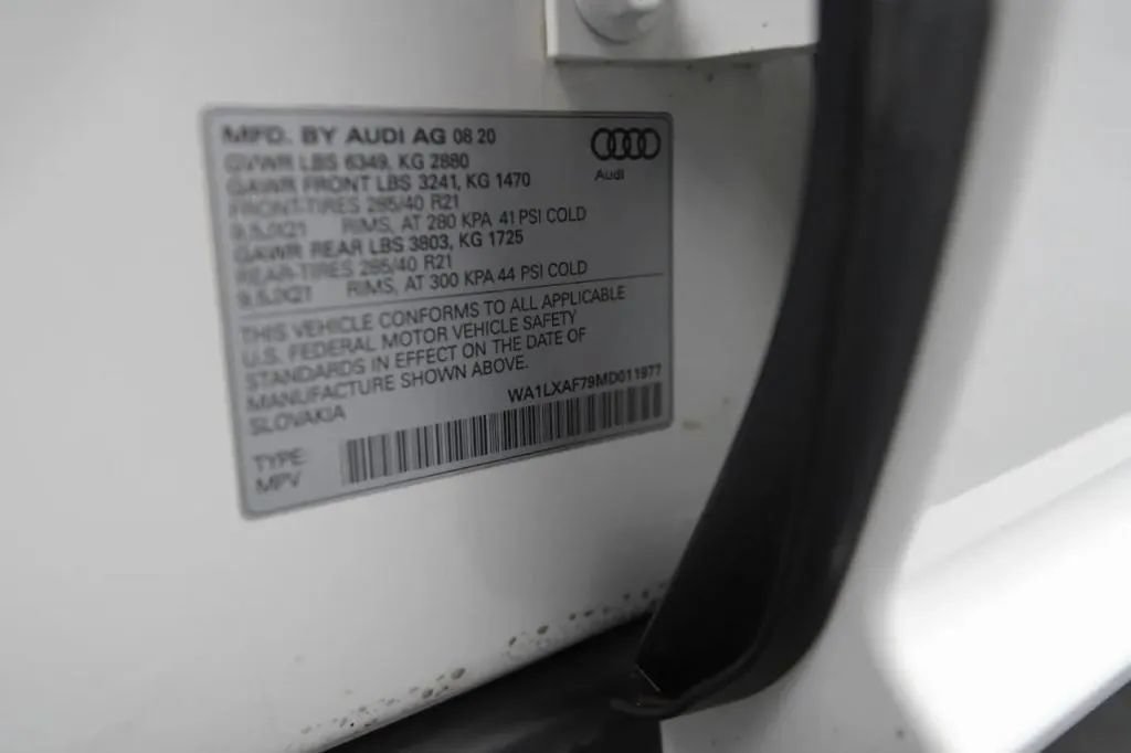 Used 2021 Audi Q7 3.0T Premium Plus w/ Premium Plus Package AWD/4WD image 39
