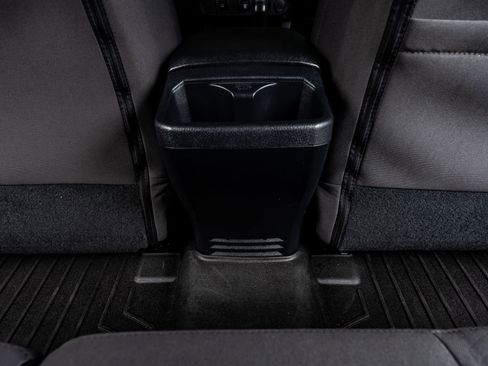 Used 2019 Toyota Tacoma TRD Off-Road image 31