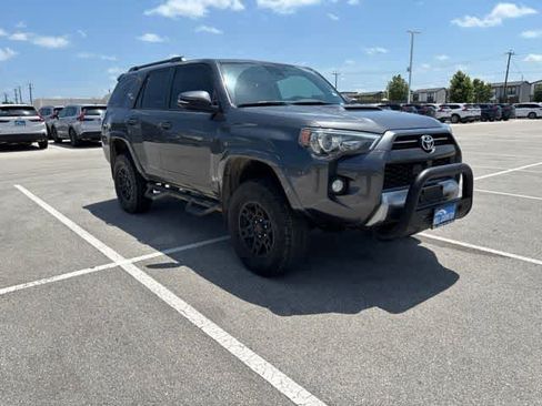 Used 2020 Toyota 4Runner TRD Off-Road Premium w/ Moonroof Package AWD/4WD image 7