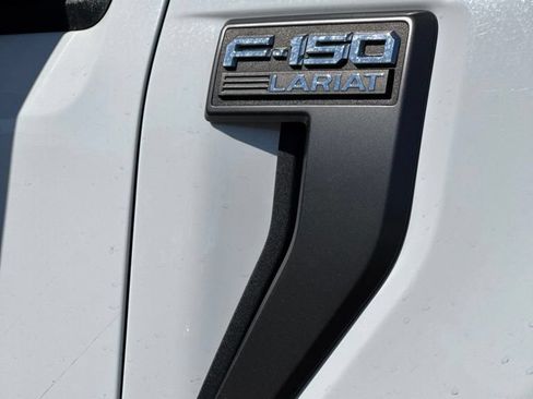 Used 2023 Ford F150 Lariat AWD/4WD image 17