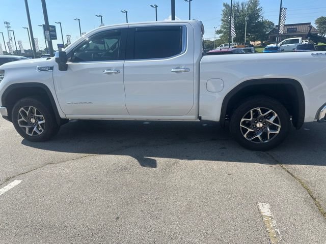 Used 2026 GMC Sierra 1500 SLT w/ SLT Premium Plus Package AWD/4WD image 7