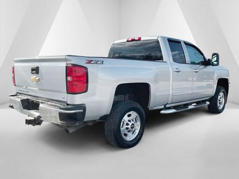 Used 2018 Chevrolet Silverado 2500 LT w/ All Star Edition image 8