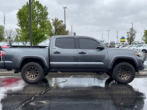 Used 2023 Toyota Tacoma Limited w/ Nightshade Package image 3