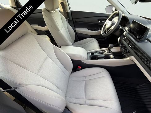 Used 2024 Honda Accord EX image 41