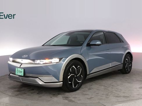 Used 2024 Hyundai Ioniq 5 Limited image 2