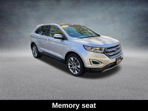 Used 2018 Ford Edge Titanium w/ Equipment Group 301A image 9