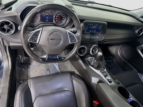 Used 2019 Chevrolet Camaro LT image 17