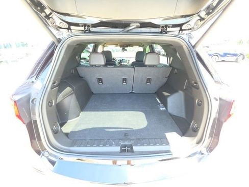 Used 2022 Chevrolet Equinox RS w/ RS Leather Package FWD image 26