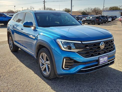 Used 2024 Volkswagen Atlas Cross Sport SEL R-Line image 4