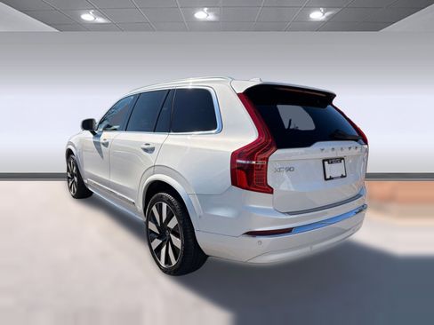 Certified 2024 Volvo XC90 T8 Ultimate w/ Protection Package Premier image 3