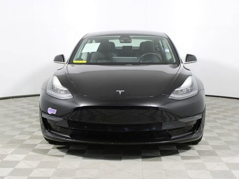 Used 2019 Tesla Model 3 Standard Range Plus image 2