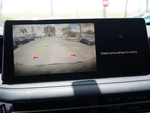 Used 2023 INFINITI QX60 Pure AWD/4WD image 4