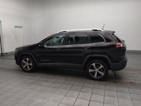Used 2019 Jeep Cherokee Limited FWD image 3