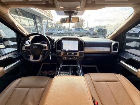 Used 2022 Ford F250 Lariat w/ Lariat Value Package image 32