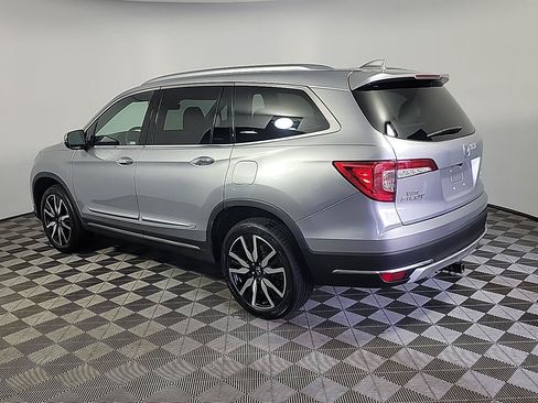 Certified 2019 Honda Pilot Touring image 10