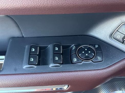 Used 2024 Ford Expedition Max Limited AWD/4WD image 28