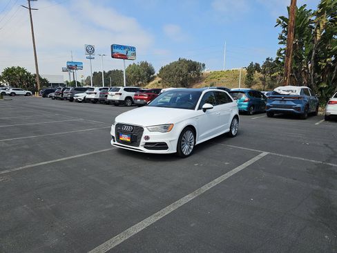 Used 2016 Audi A3 e-tron Premium Plus w/ Premium Plus Package image 3
