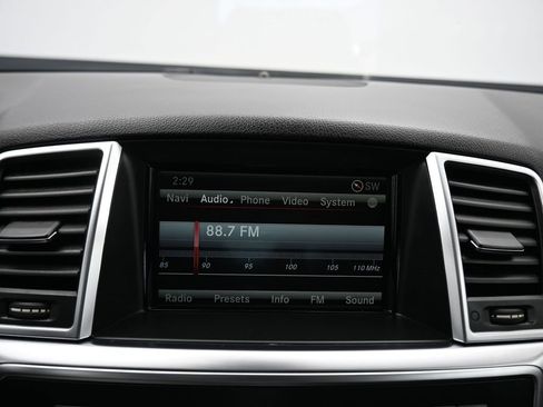 Used 2015 Mercedes-Benz ML 350 4MATIC image 17