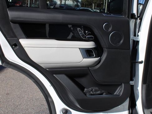 Used 2020 Land Rover Range Rover SV Autobiography Dynamic image 43