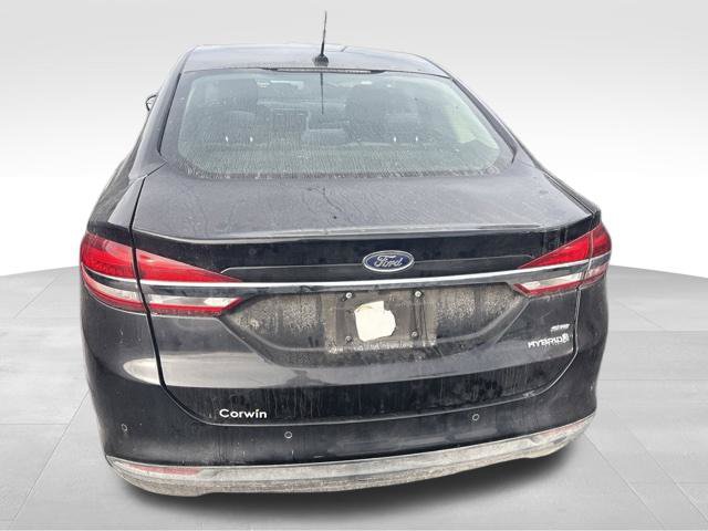 Used 2017 Ford Fusion SE FWD image 32