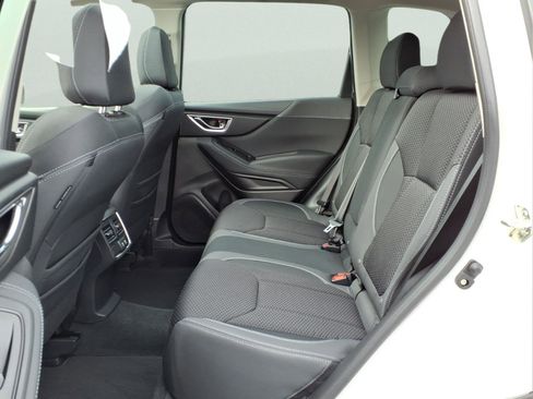 Certified 2021 Subaru Forester Premium w/ Popular Package #1 image 4